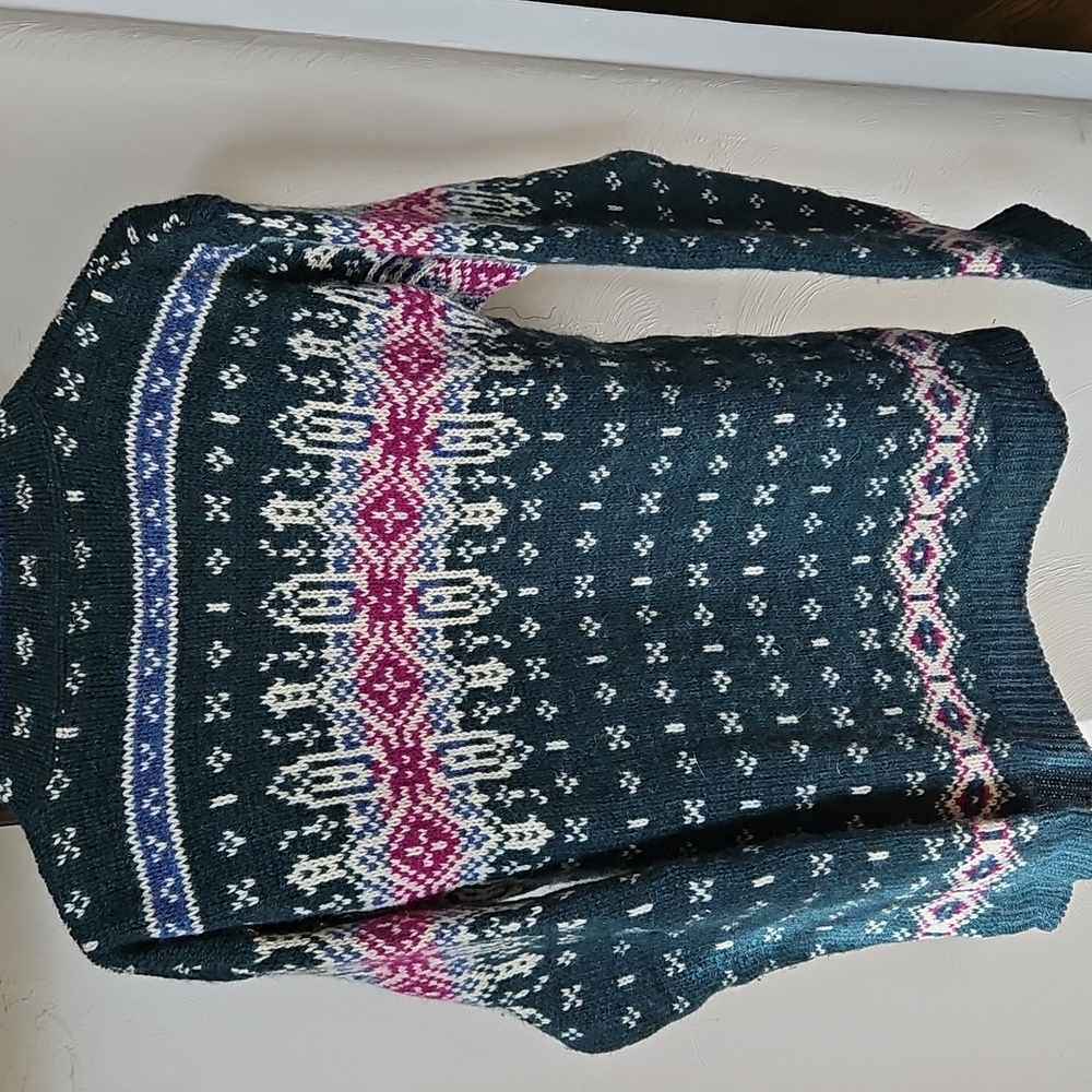 L.L. Bean // Vintage Fair Isle Sweater - Picture 3 of 4